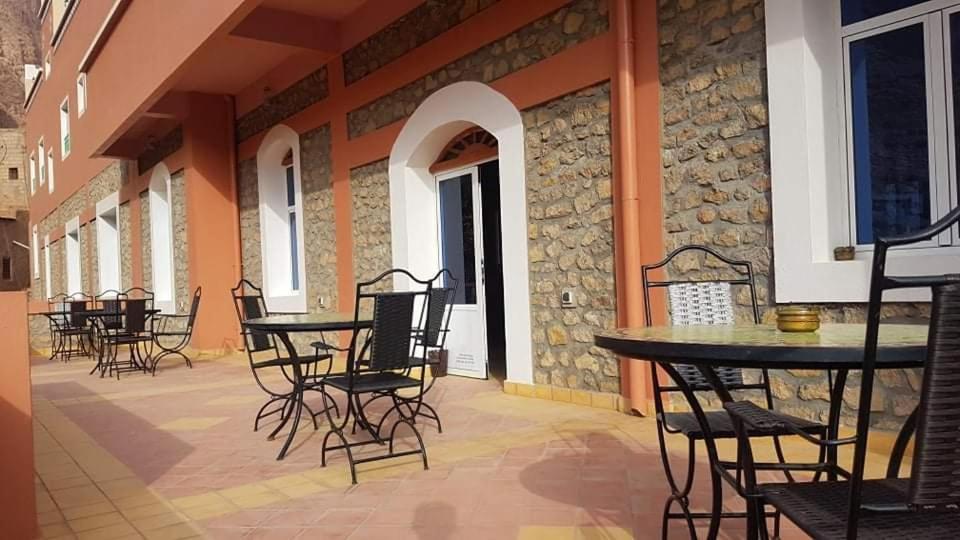 Auberge Restaurant Fatihi Freres Tinghir Bagian luar foto